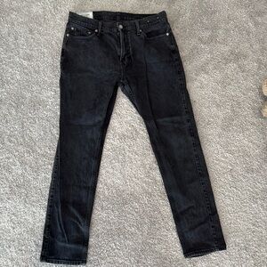 Abercrombie & Fitch athletic slim Men's (34X32) black tapered denim jeans pants